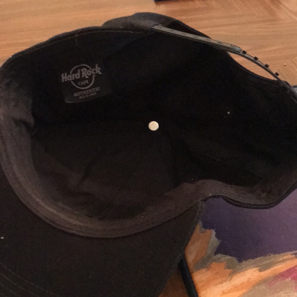 Hard Rock Cafe Orlando ( black hat) - Picture 2 of 2